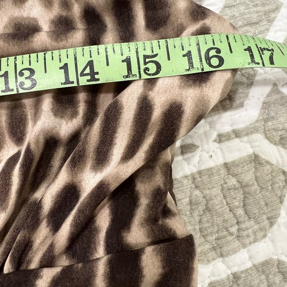 Vince Camuto Leopard Print Maxi Dress - Picture 8 of 9